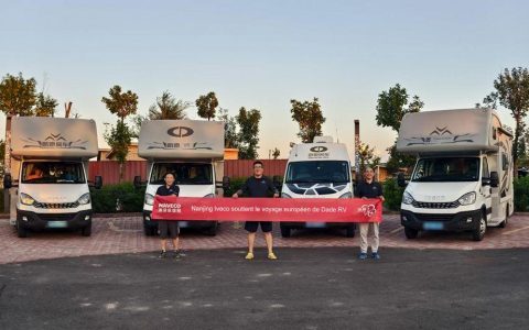 Voyage Eurasie 2024 : Les camping-cars Iveco sont sur le point de franchir les frontières