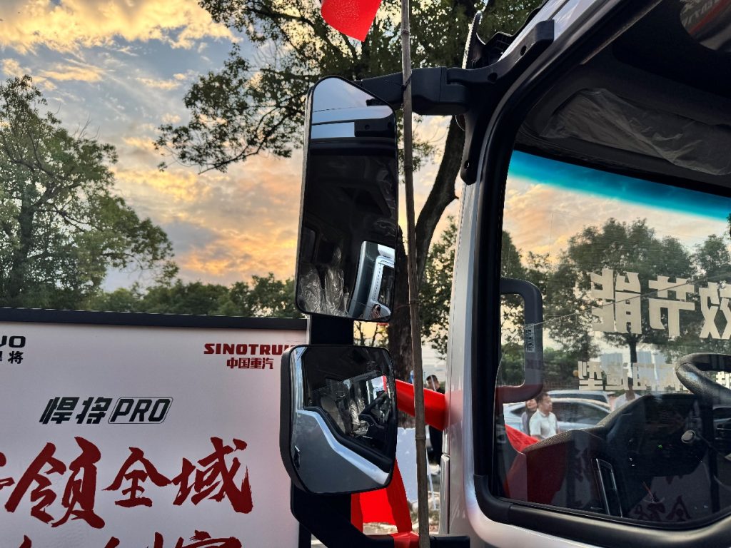 Les camionnettes légères nationales commencent-elles aussi à se tourner vers l’Europe ? Grand espace et puissance élevée : reportage sur le nouveau HOWO Hanjian Pro de Sinotruk