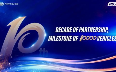 Célébration du 10e Anniversaire de Collaboration entre FAW Jiefang et QSJ.Motors aux Philippines et Lancement du 10 000e Véhicule Produit