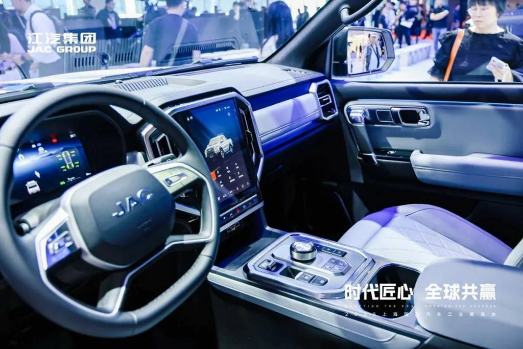 ​​La première camionnette hybride électrique chinoise avec un couple dépassant 1 000 N·m ! JAC Huntru PHEV dévoilé au Salon de Shanghai​​