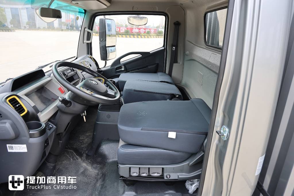 ​​CUMMINS 185 CHEVAUX + CAPACITÉ DE CHARGEMENT ULTRA-ÉLEVÉE : LE NOUVEAU DONGFENG KELUWEI ÉCRASE LES RÈGLES DU JEU​​