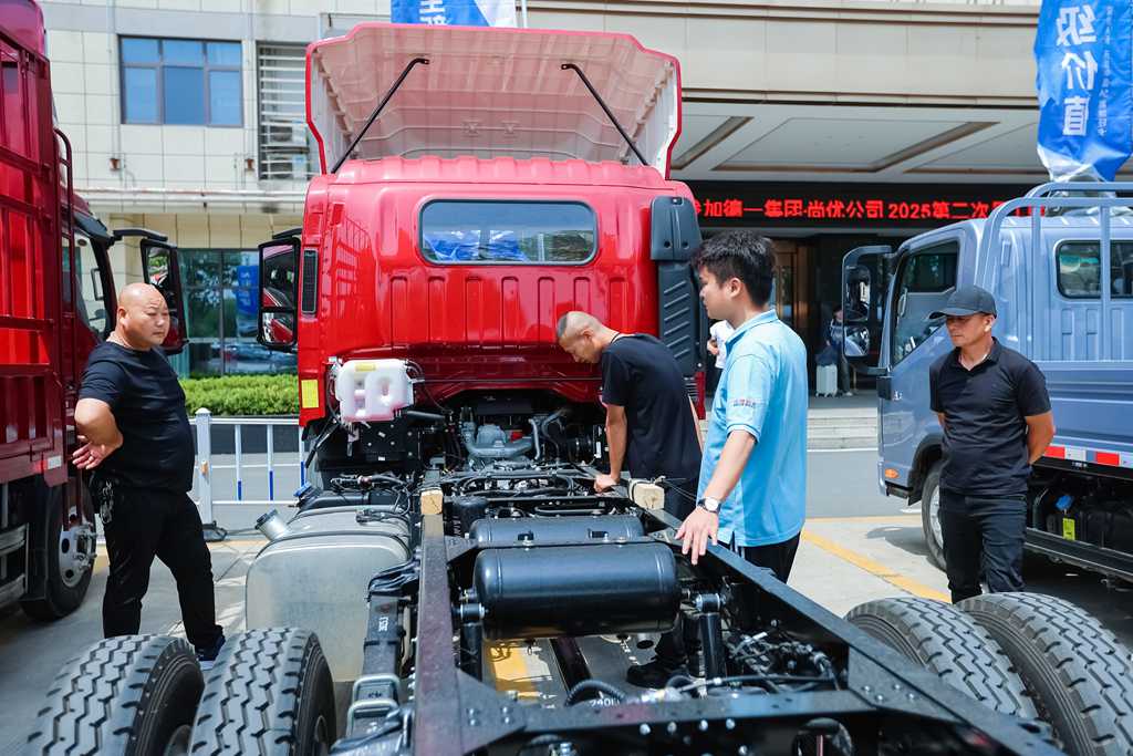 La toute nouvelle génération de JAC Junling A-serie redéfinit les camions légers premium grâce aux "5 normes A"