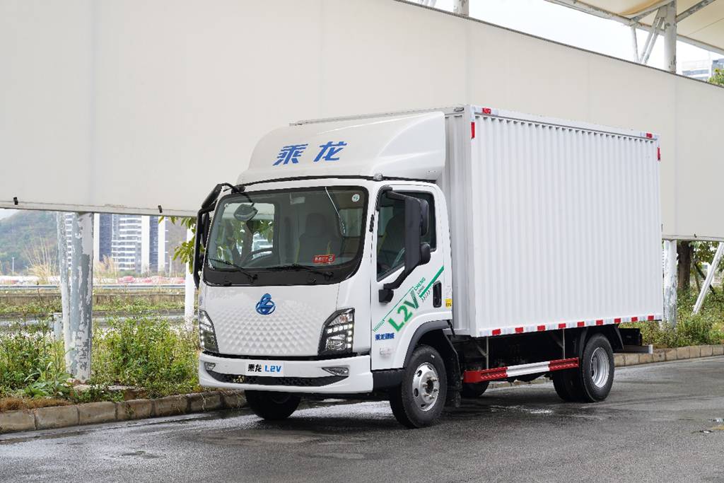 ​​450 km d'autonomie ! Le nouveau camion électrique Chenglong L2V à grande capacité de Dongfengliuzhou motor révolutionne les transports urbains​​
