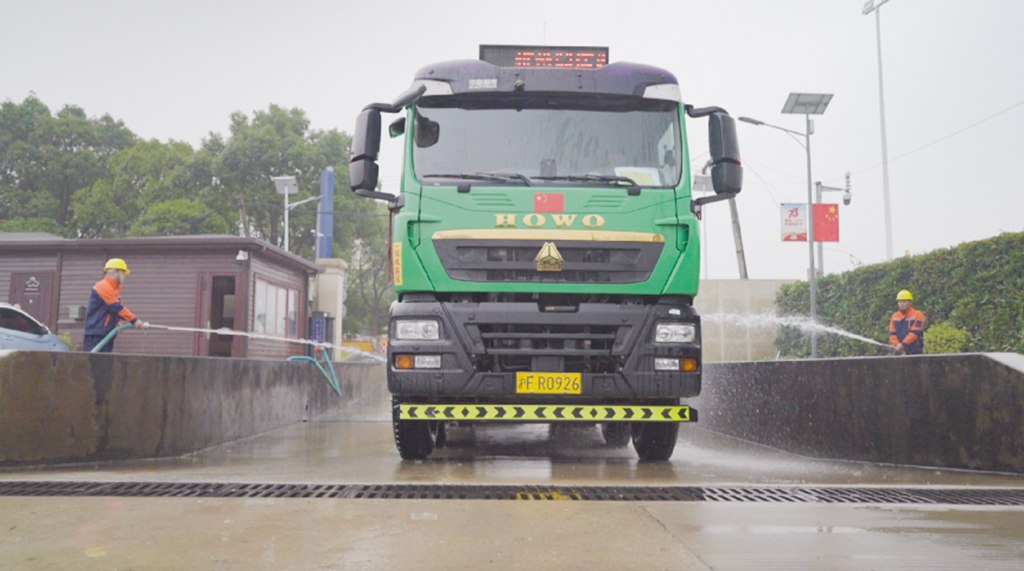 ​​Le titre le plus précieux ! SINOTRUK championne des ventes de poids lourds en avril, confirmant sa suprématie triennale​​