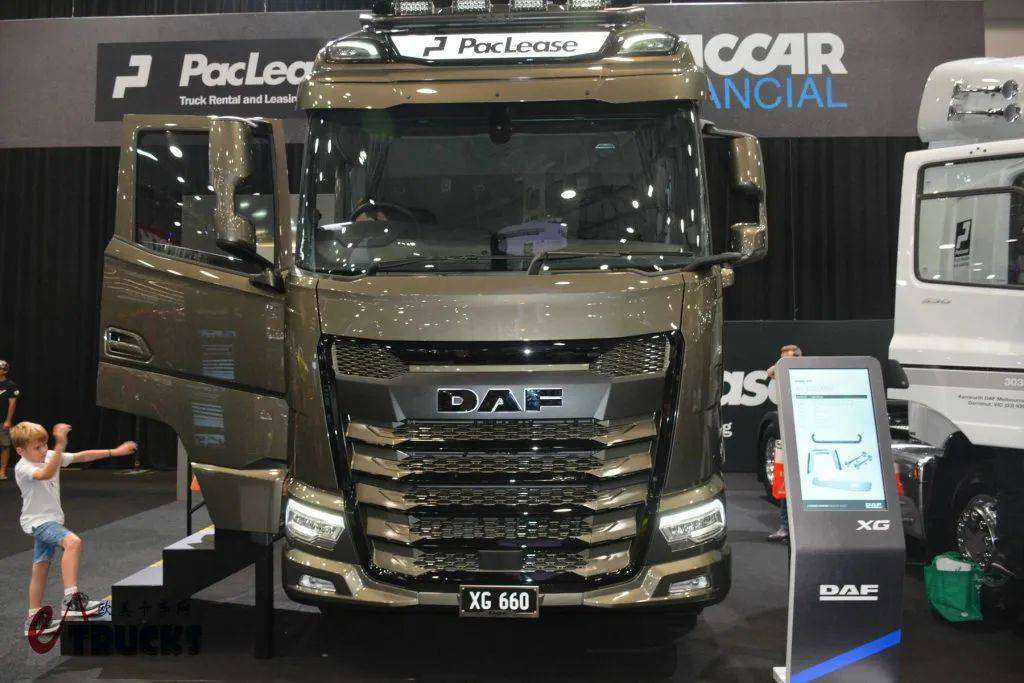 Guide du Salon des Camions de Brisbane 2025 · Édition Européenne : La Nouvelle Génération Tatra Phoenix et les Modèles à Double Commande d'Iveco Dévoilés