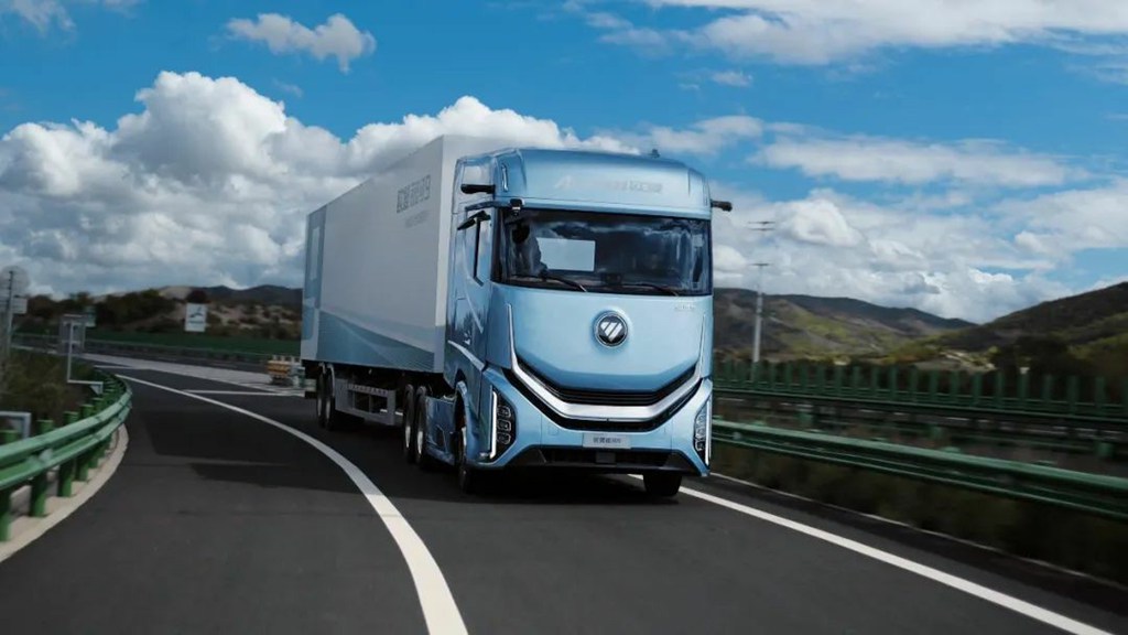 ​​Nouvelle référence en logistique intelligente : Foton Ouman Galaxy 9 redéfinit la valeur des camions lourds​​