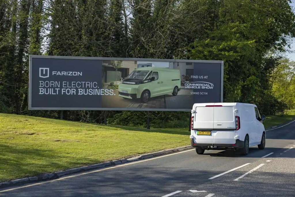 ​​FARZION SUPER VAN | Présentation remarquée au Commercial Vehicle Show de Birmingham 2025​​