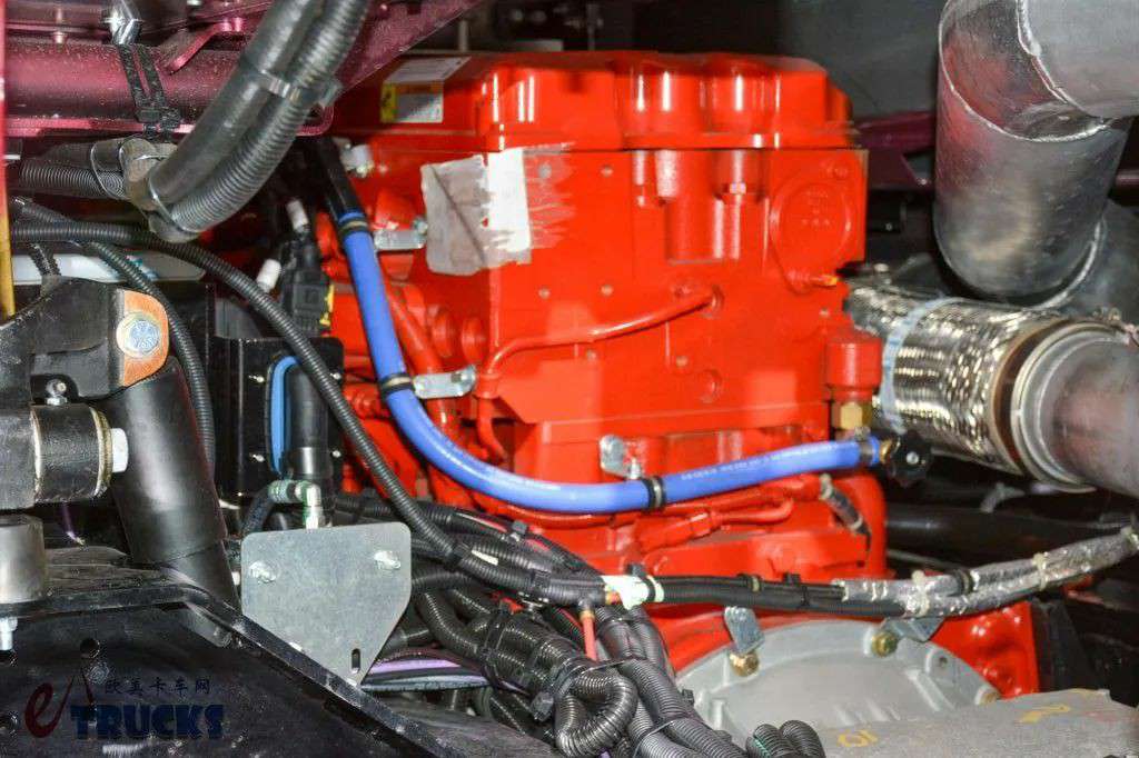 ​​L'Espace de Vie Rivalise avec les Camions à Capot Long ! Le Flagship Cabover Américain Exclusif Kenworth K220 Dévoilé au Brisbane Truck Show​​