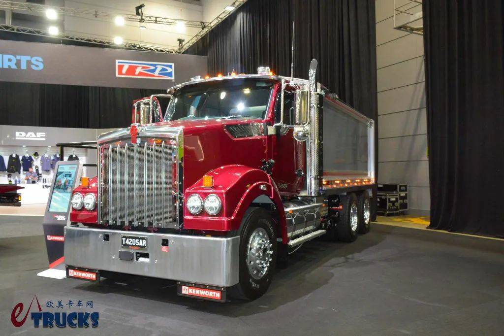 Vivez la puissance des camions à capot long ! Et des camions cabover américains ? Visite guidée du Brisbane Truck Show 2025