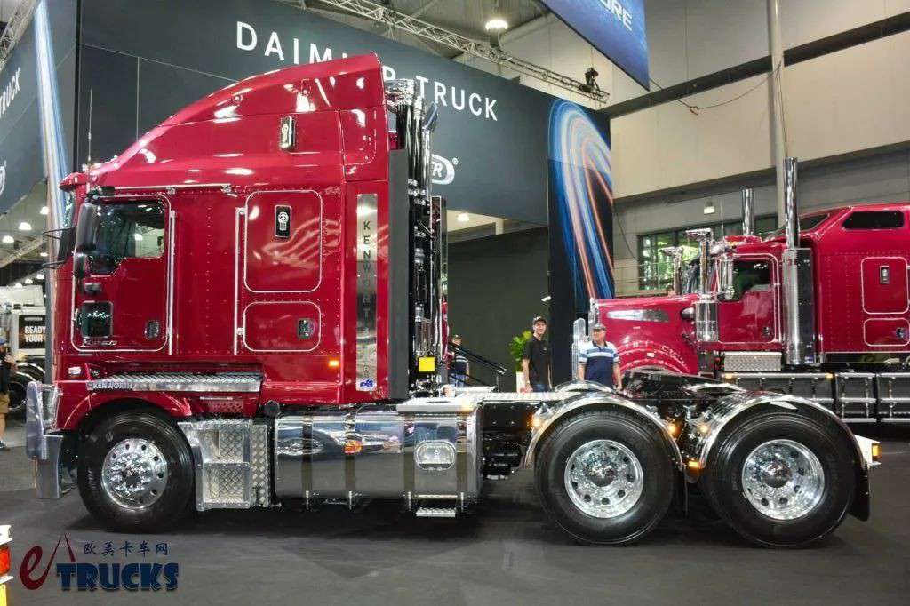 ​​L'Espace de Vie Rivalise avec les Camions à Capot Long ! Le Flagship Cabover Américain Exclusif Kenworth K220 Dévoilé au Brisbane Truck Show​​