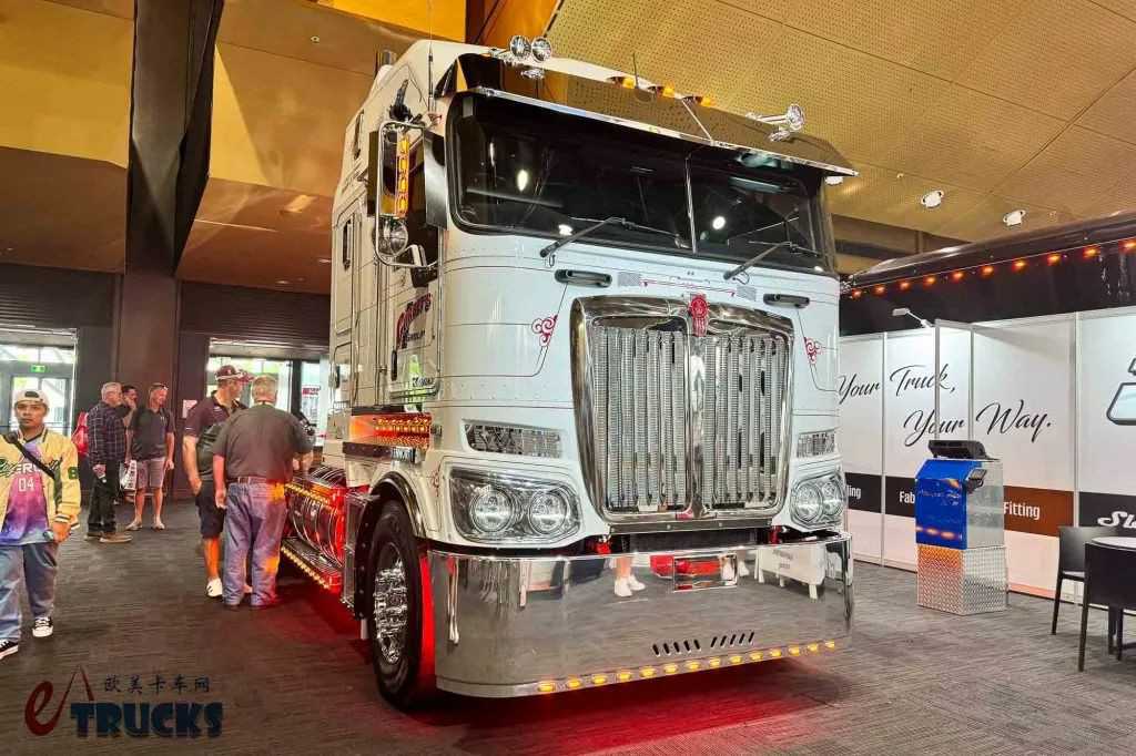 Vivez la puissance des camions à capot long ! Et des camions cabover américains ? Visite guidée du Brisbane Truck Show 2025