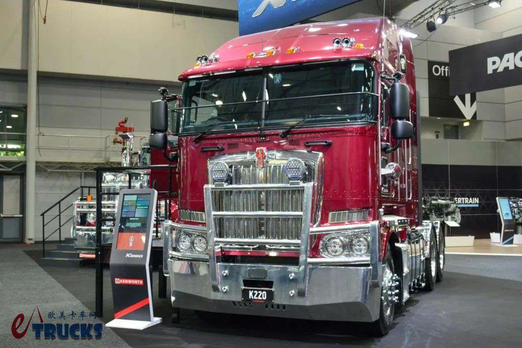 ​​L'Espace de Vie Rivalise avec les Camions à Capot Long ! Le Flagship Cabover Américain Exclusif Kenworth K220 Dévoilé au Brisbane Truck Show​​