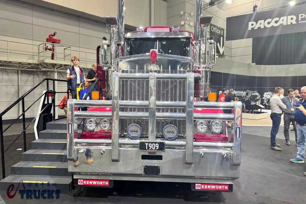Vivez la puissance des camions à capot long ! Et des camions cabover américains ? Visite guidée du Brisbane Truck Show 2025