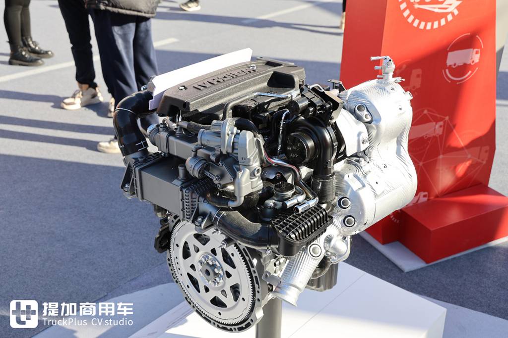 ​​1.99 litres de cylindrée et 190 chevaux ? Petit volume, puissance leader : Découvrez les atouts du moteur Weichai WP2H​​