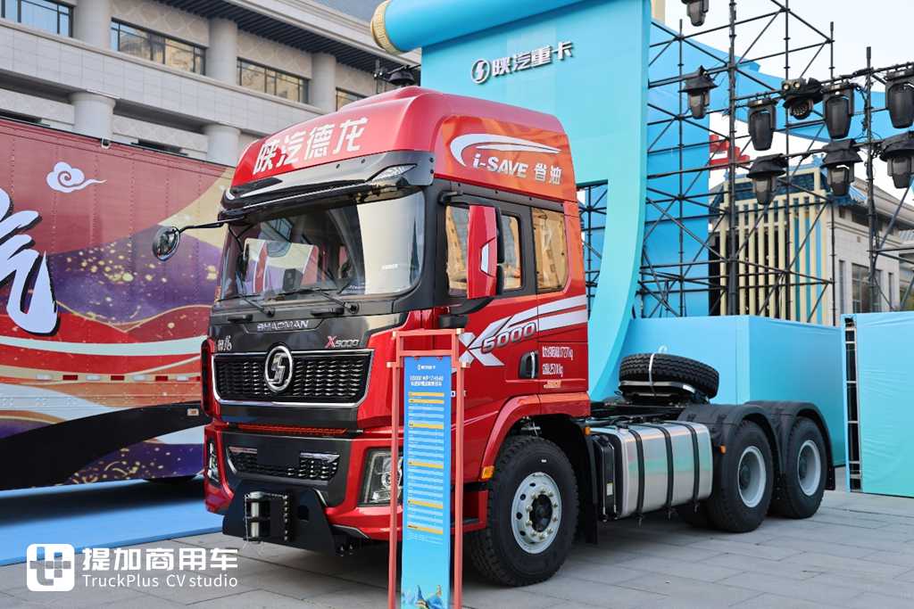 ​​Conçu pour le transport exceptionnel ? Le moteur Weichai WP15HsT rehausse les performances des camions chinois pour charges hors gabarit​​