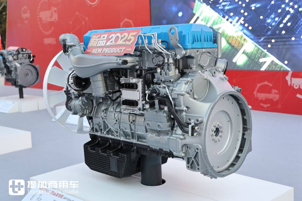 ​​Conçu pour le transport exceptionnel ? Le moteur Weichai WP15HsT rehausse les performances des camions chinois pour charges hors gabarit​​