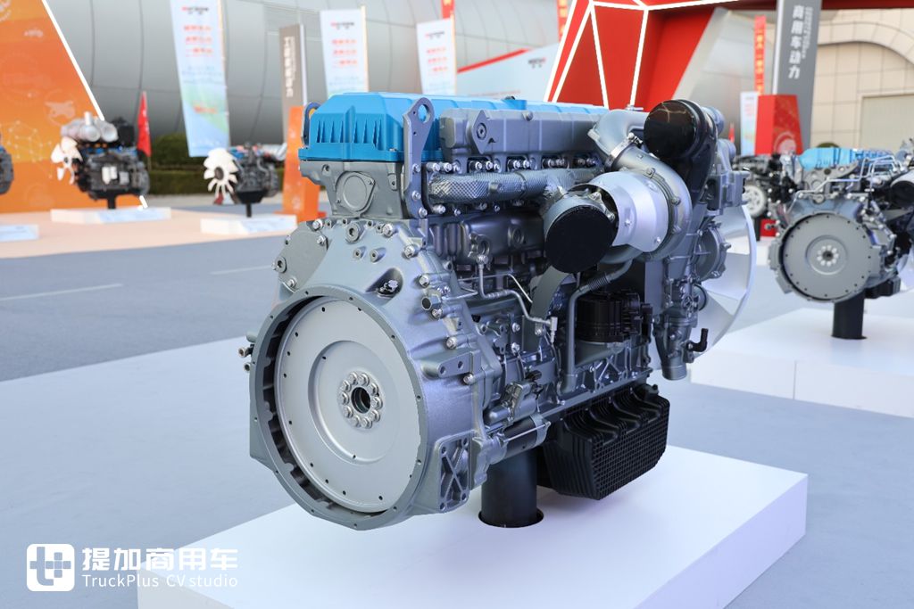 ​​Conçu pour le transport exceptionnel ? Le moteur Weichai WP15HsT rehausse les performances des camions chinois pour charges hors gabarit​​