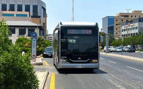 ​​91 autobus YUTONG rejoignent à nouveau Djeddah en Arabie Saoudite pour construire les artères de transport urbain​​
