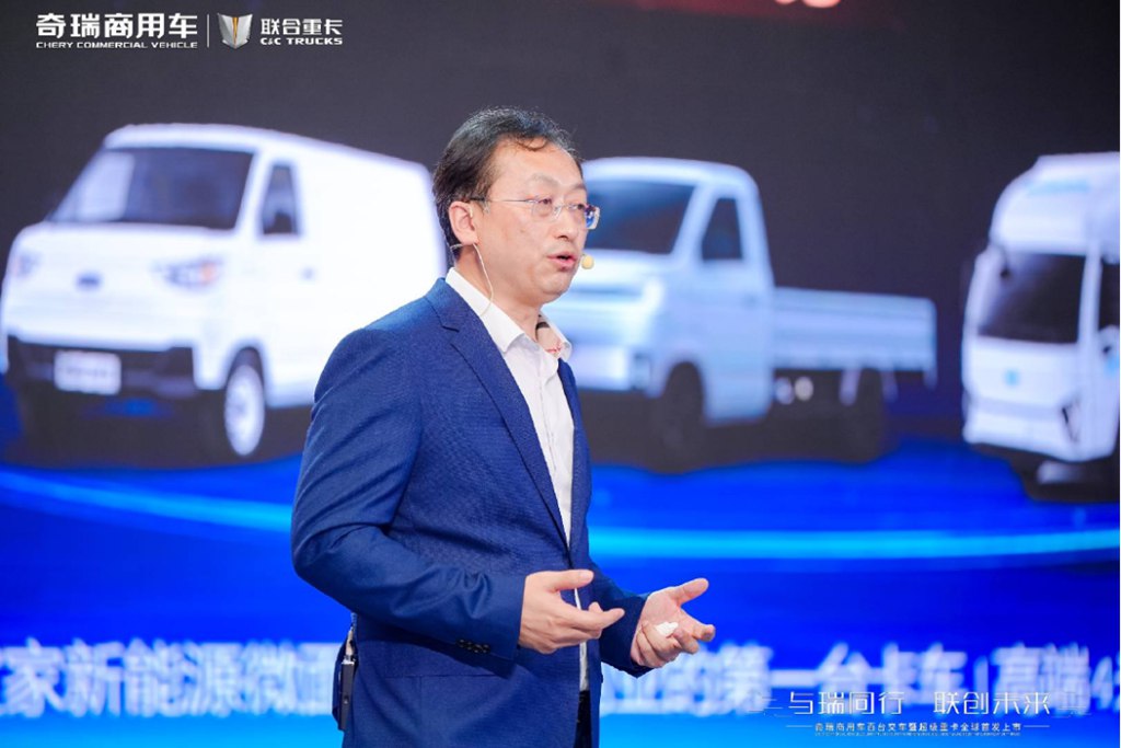 ​​Livraison de 100 camions ! Chery Commercial Vehicles présente la nouvelle série de super-poids lourds Phoenix​​