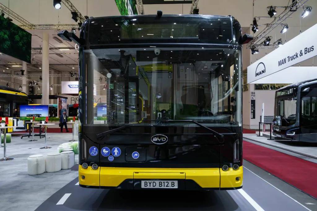 ​​BYD fait ses débuts au Sommet Mondial des Transports Publics UITP 2025 en Allemagne, accélérant l'électrification des bus en Europe​​