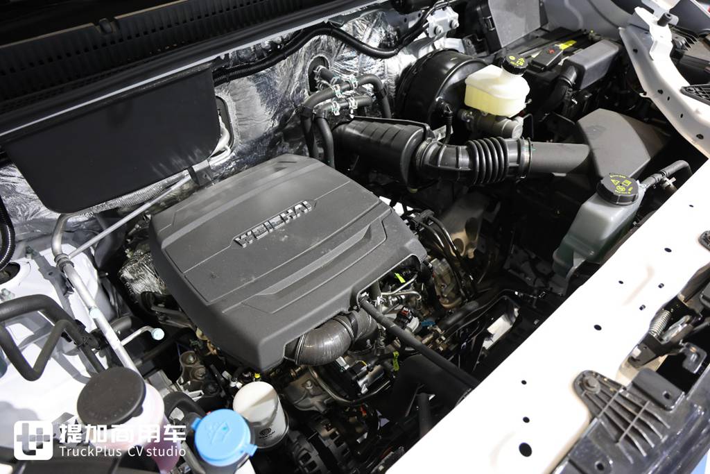 ​​1.99 litres de cylindrée et 190 chevaux ? Petit volume, puissance leader : Découvrez les atouts du moteur Weichai WP2H​​