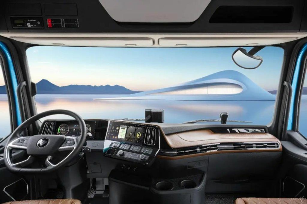 ​​Nouveau ! Le Foton Auman Galaxy 5 de 580 ch à boîte automatique et motorisation gaz arrive sur le marché, redéfinissant le standard d'efficacité pour le transport de marchandises générales​​