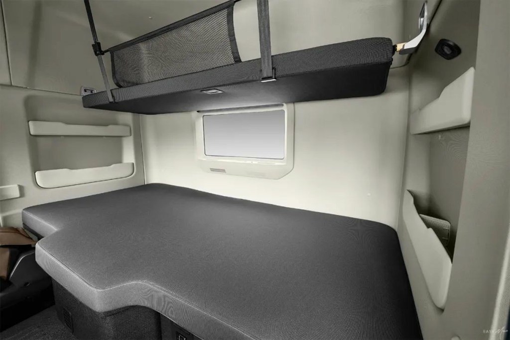 ​​Nouveau ! Le Foton Auman Galaxy 5 de 580 ch à boîte automatique et motorisation gaz arrive sur le marché, redéfinissant le standard d'efficacité pour le transport de marchandises générales​​
