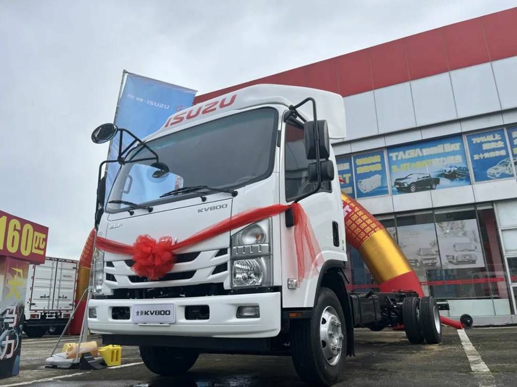 Transport interurbain : de la « douleur » à la « fluidité » ! Le nouveau Qingling ISUZU KV800, c’est du sérieux !