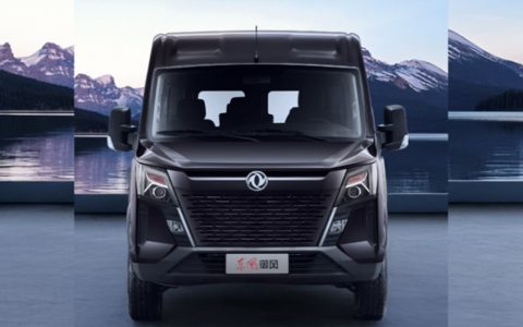 ​​Pas de fatigue sur longue distance, pas de souci pour les chargements volumineux : le véhicule utilitaire Dongfeng Yufeng V9+ allie économie et fiabilité​​