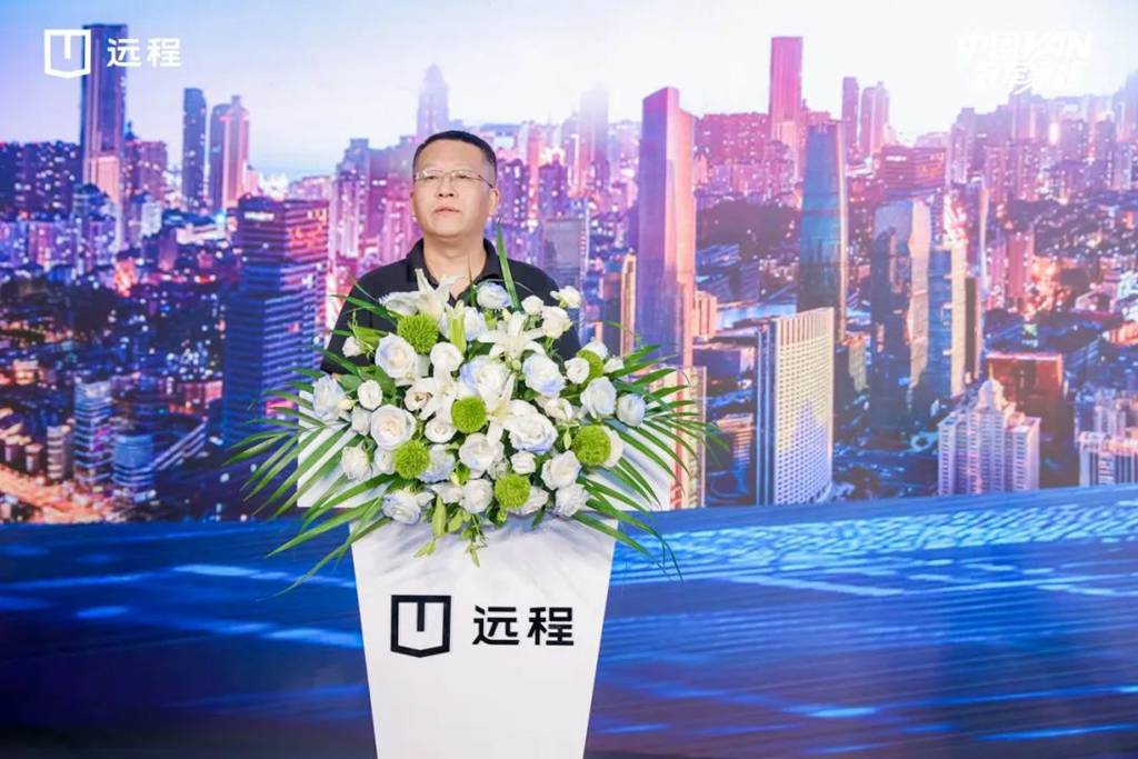 ​​Livraison inaugurale de 365 unités ! Le Farizon Super VAN V7E Star Edition arrive en Chine méridionale​​
