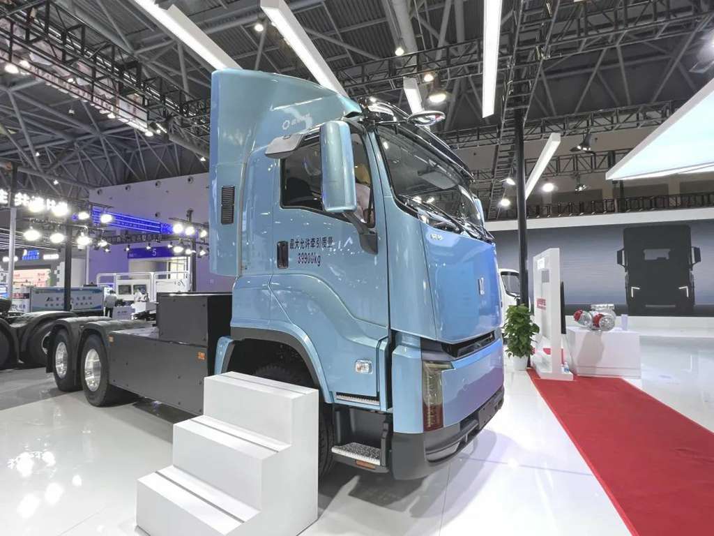 ​​Le choix de pointe parmi les camions électriques lourds ! Décryptage des « mots-clés » du camion de charge ultra-rapide Qingling Lingjie​​