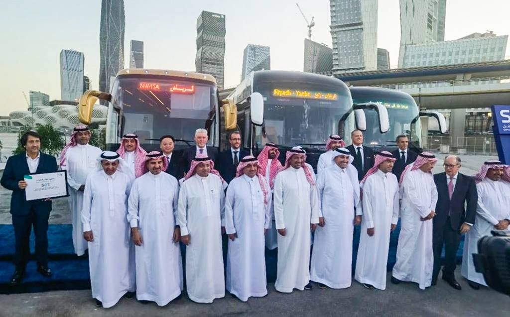 ​​110 véhicules au service de Saudi Aramco ! Les moteurs Yuchai propulsent YUTONG sur le marché premium du Moyen-Orient​​