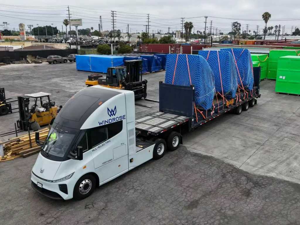 ​​Commande d'exportation de 430 millions de yuans vers les États-Unis : Windrose obtient une commande de camions électriques du client logistique américain Nevoya, livraison début fin 2025​​