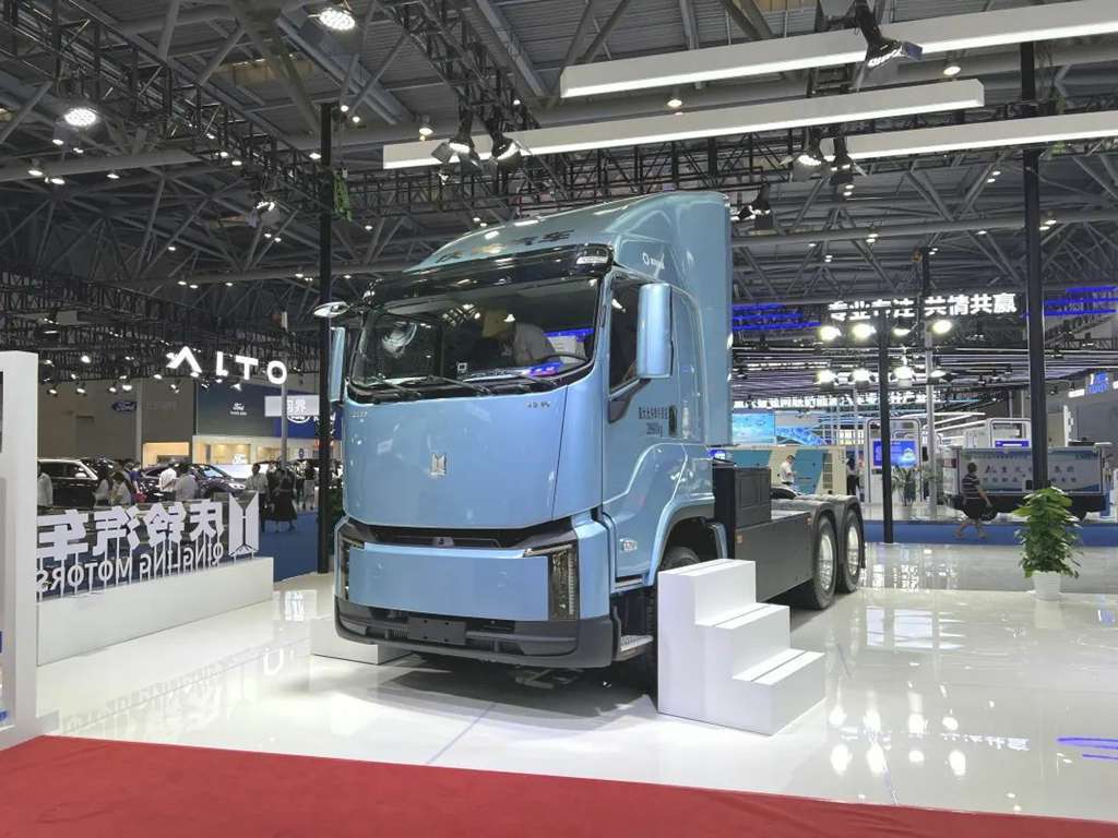 ​​Le choix de pointe parmi les camions électriques lourds ! Décryptage des « mots-clés » du camion de charge ultra-rapide Qingling Lingjie​​