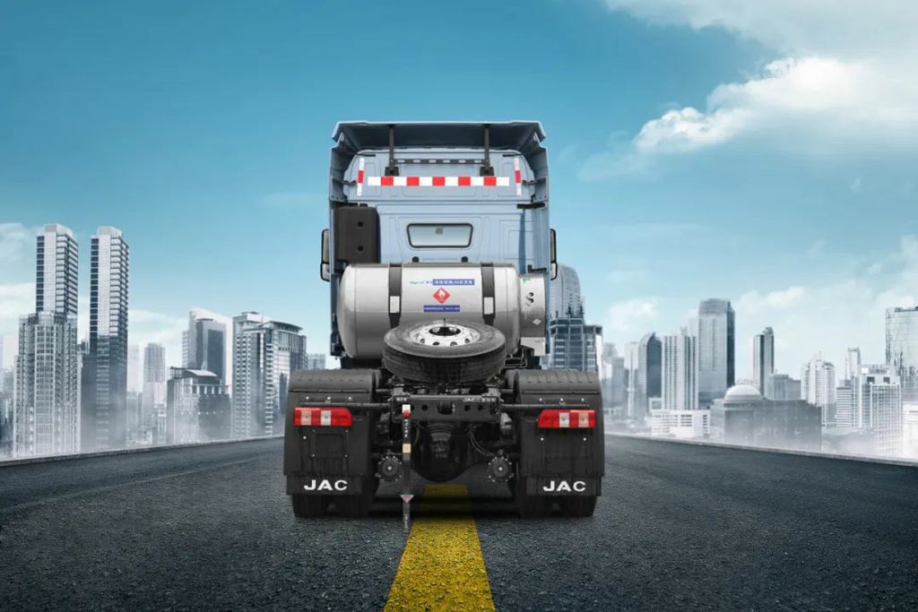 ​​Plus de charge, plus de distance, moins de dépenses ! JAC Kuayue X5 : Le nouveau partenaire de création de richesse pour le transport interurbain de ressources !​​