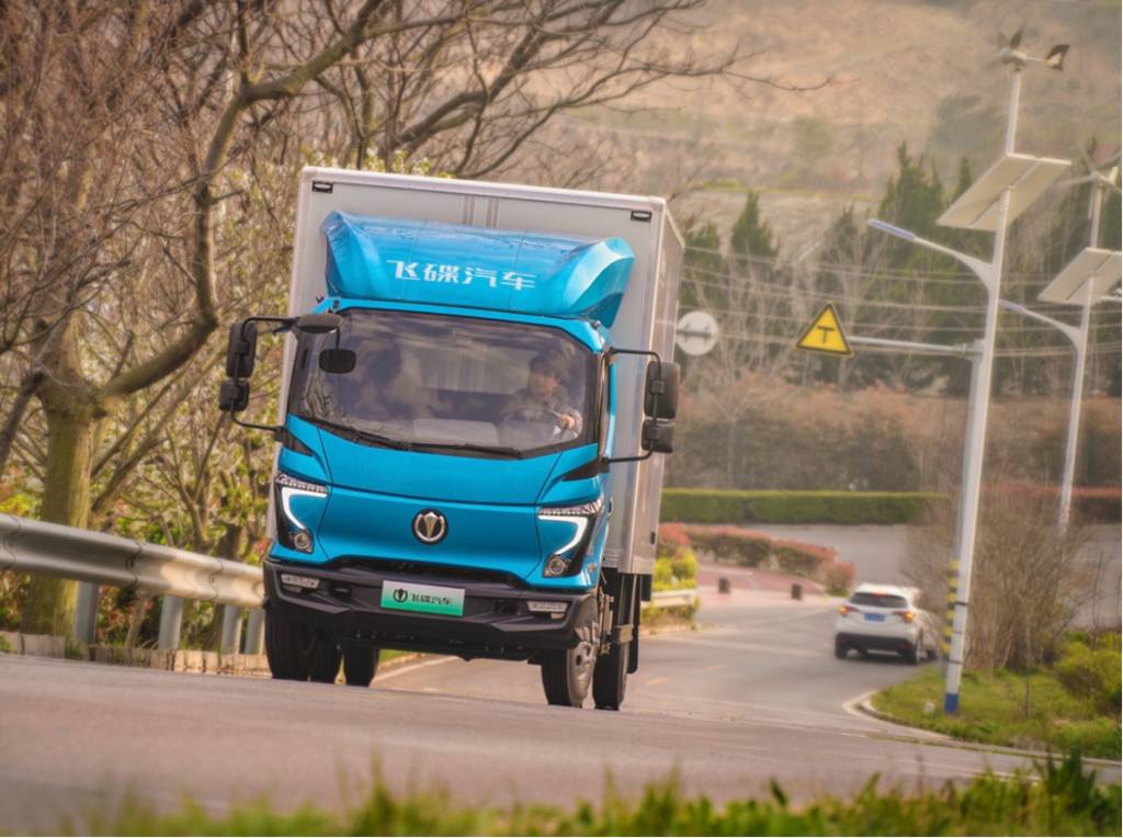 ​​Le marché des camionnettes électriques légères explose ! Feidi Motors enregistre +357% et bondit de la 14e à la 6e place !​​