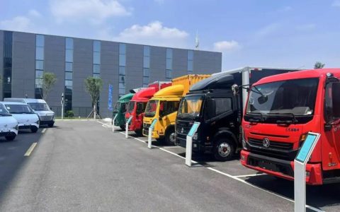 ​​Le moteur Dongfeng Light Truck ZD25 : un choix fiable pour une exploitation efficace​​