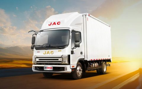 ​​JAC Light Truck Shuailing All-round PLUS : Puissant, Économe, Robuste, Esthétique, Silencieux, Durable – Six Dimensions de Polyvalence qui Redéfinissent la Valeur des Camionnettes Légères​​