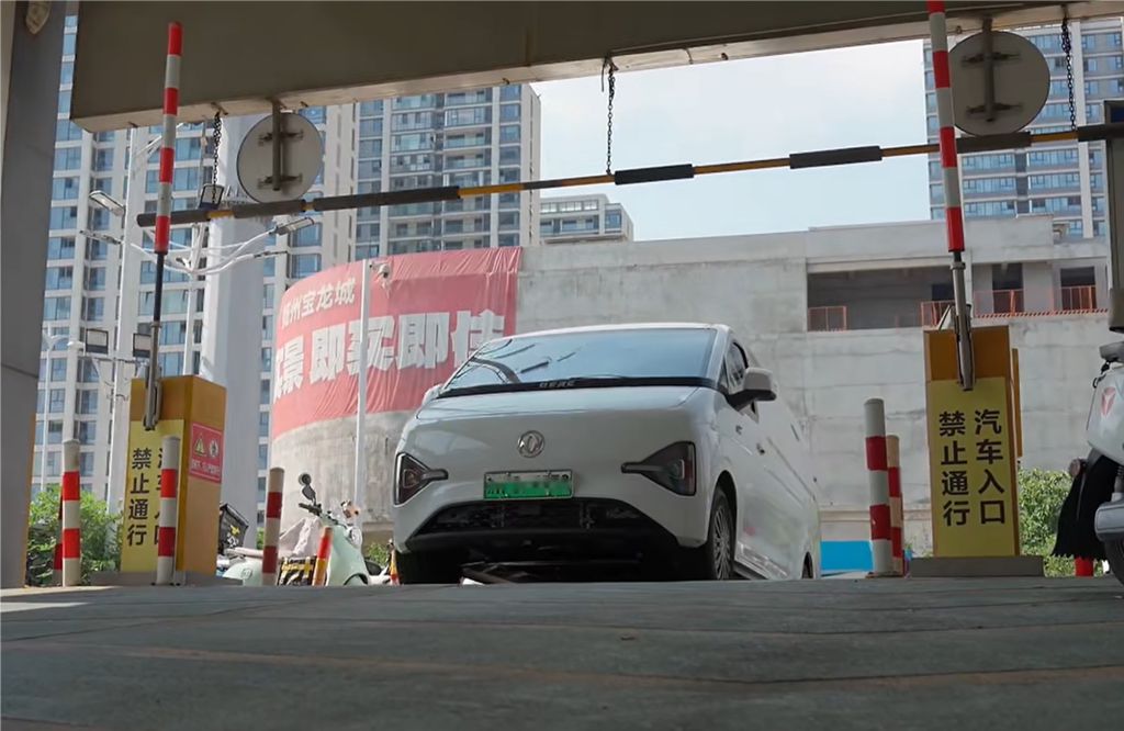 ​​Le Dongfeng Reliada, un véhicule qui tient ses promesses : Plus de charge, plus de vitesse, grande autonomie, distribution urbaine sans souci​​