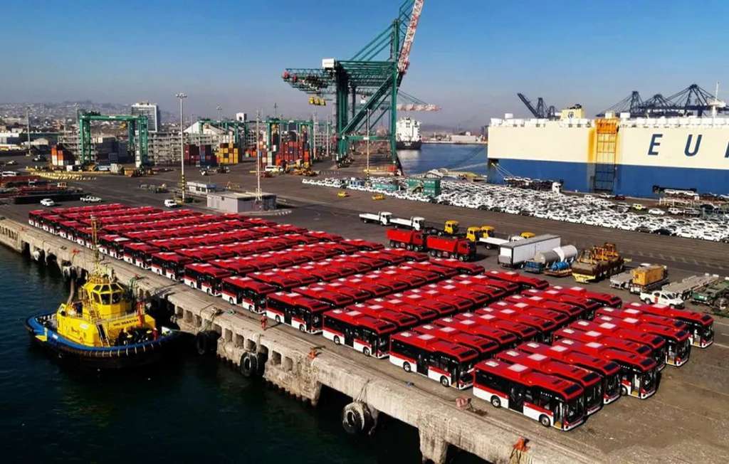 Le premier semestre de Xiamen enregistre une hausse de 90,8 % des exportations automobiles :​​Xiamen KingLong Motor​​ vend près de 6 000 autocars sur les marchés internationaux