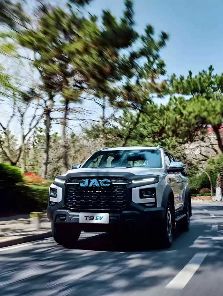 JAC HunTu EV, le camion électrique léger, livré avec succès à un groupe client singapourien