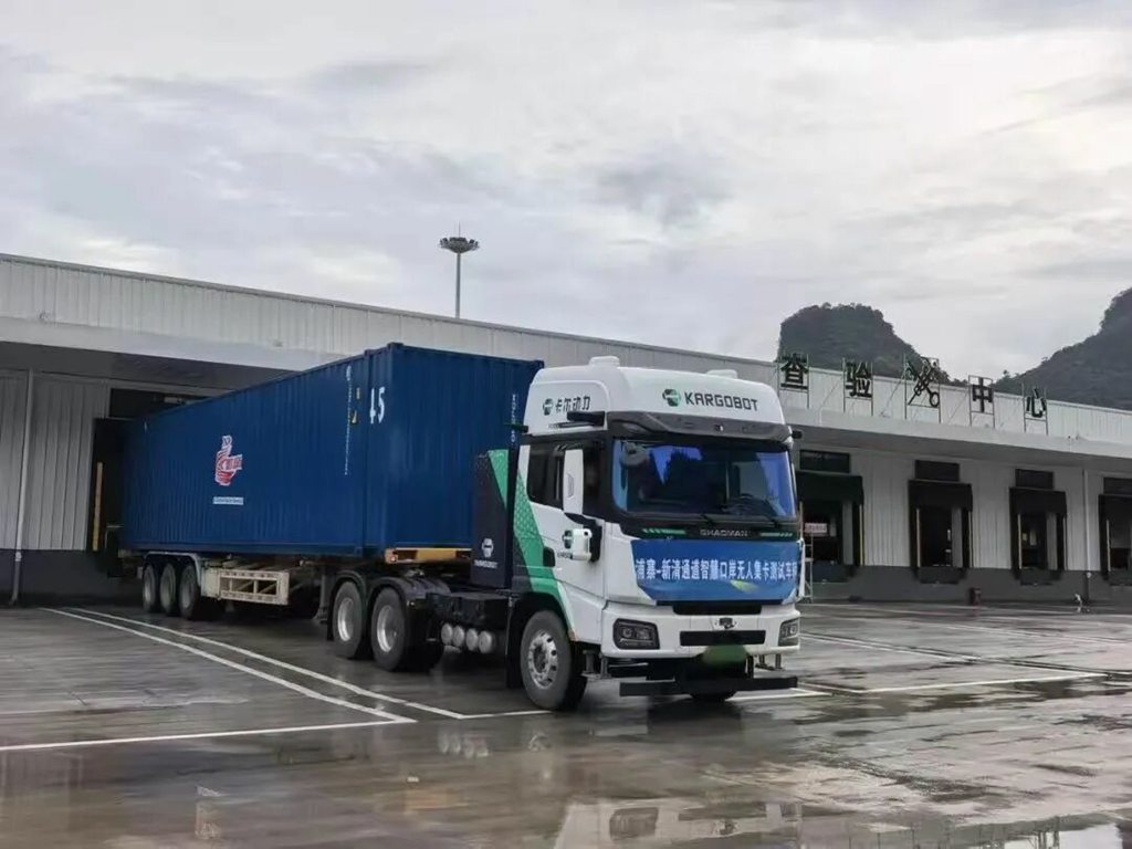 SHACMAN et Kargobot : Les camions lourds de niveau L4 en tête du fret intelligent