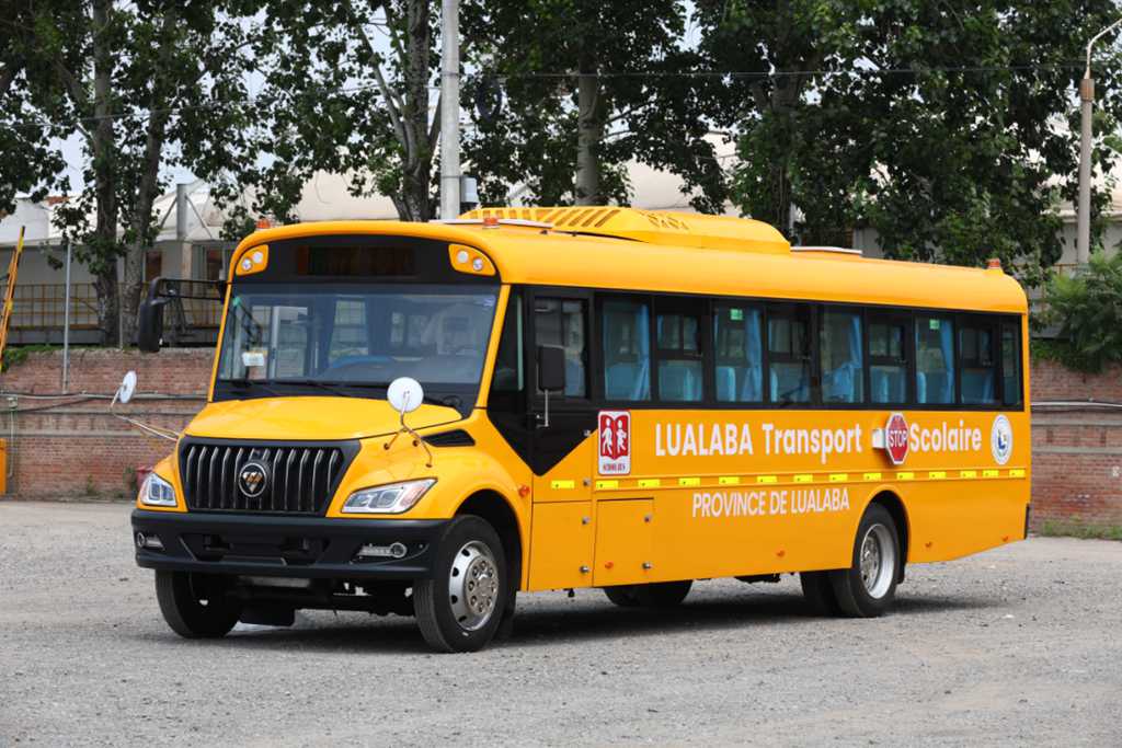 BAIC FOTON contribue au développement social en RD Congo : Première livraison officielle de bus scolaires et urbains personnalisés