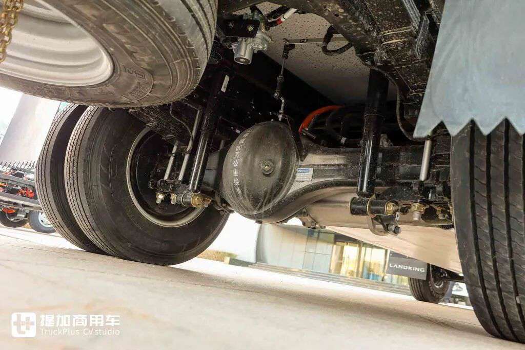 Rempli de puissance : version fabriquée sur site, avec une gamme exceptionnelle de batteries et de systèmes de propulsion électrique ! Présentation en direct du camion réfrigéré électrique Weichai Blue Engine X7