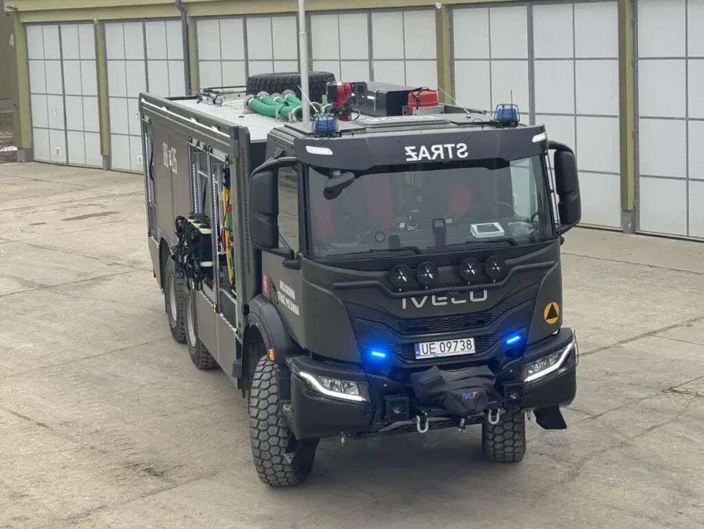 DHL teste en terrain réel le camion lourd électrique Speed Leopard : le Danemark et la Belgique adoptent de nouvelles réglementations pour les camions ! Cette semaine (29 décembre - 4 janvier), les dernières tendances du secteur des camions à l'étranger en vue.