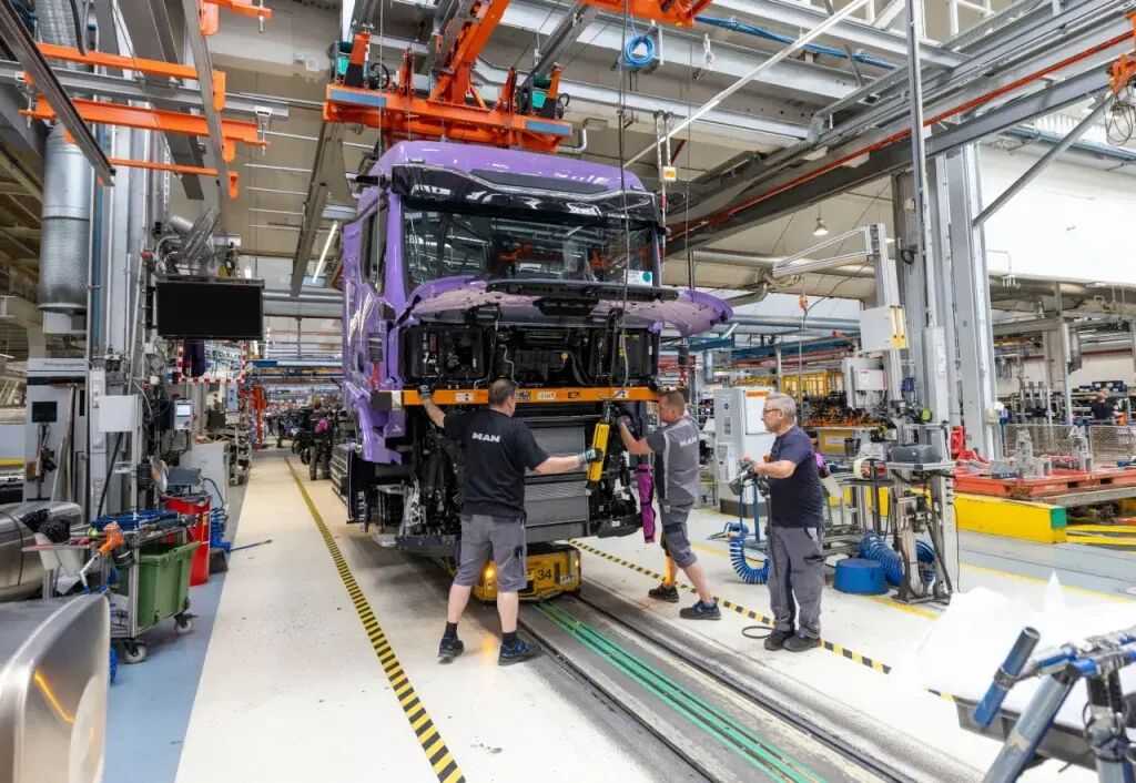 Mann launches cost-cutting and efficiency-boosting initiative, Iveco tests autonomous driving in Spain! This week (1.12-1.18) overseas truck industry hotspots