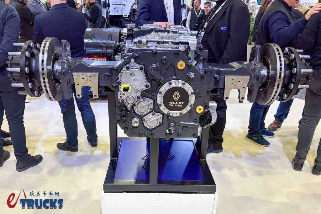 Une batterie de 780 kWh et une autonomie de 600 km, mais une structure encombrée par des compromis ? Une analyse approfondie du camion lourd électrique de longue distance Renault E-Tech T