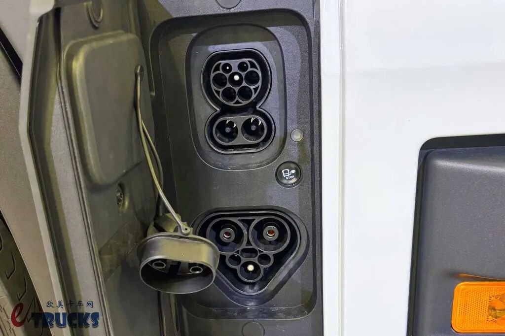 Une batterie de 780 kWh et une autonomie de 600 km, mais une structure encombrée par des compromis ? Une analyse approfondie du camion lourd électrique de longue distance Renault E-Tech T