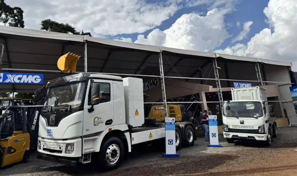 Présenté à Agrishow 2026 ! Les véhicules commerciaux à énergie nouvelle de XCMG gagnent la faveur des clients en Amérique latine