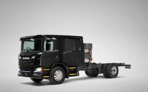 Scania has launched a fully electric vehicle with a double-row cab design.